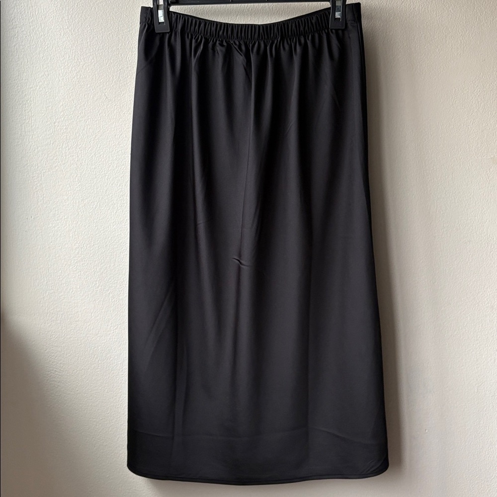 J. Crew Women’s Black Satin Midi Skirt Size Small - Picture 3 of 3